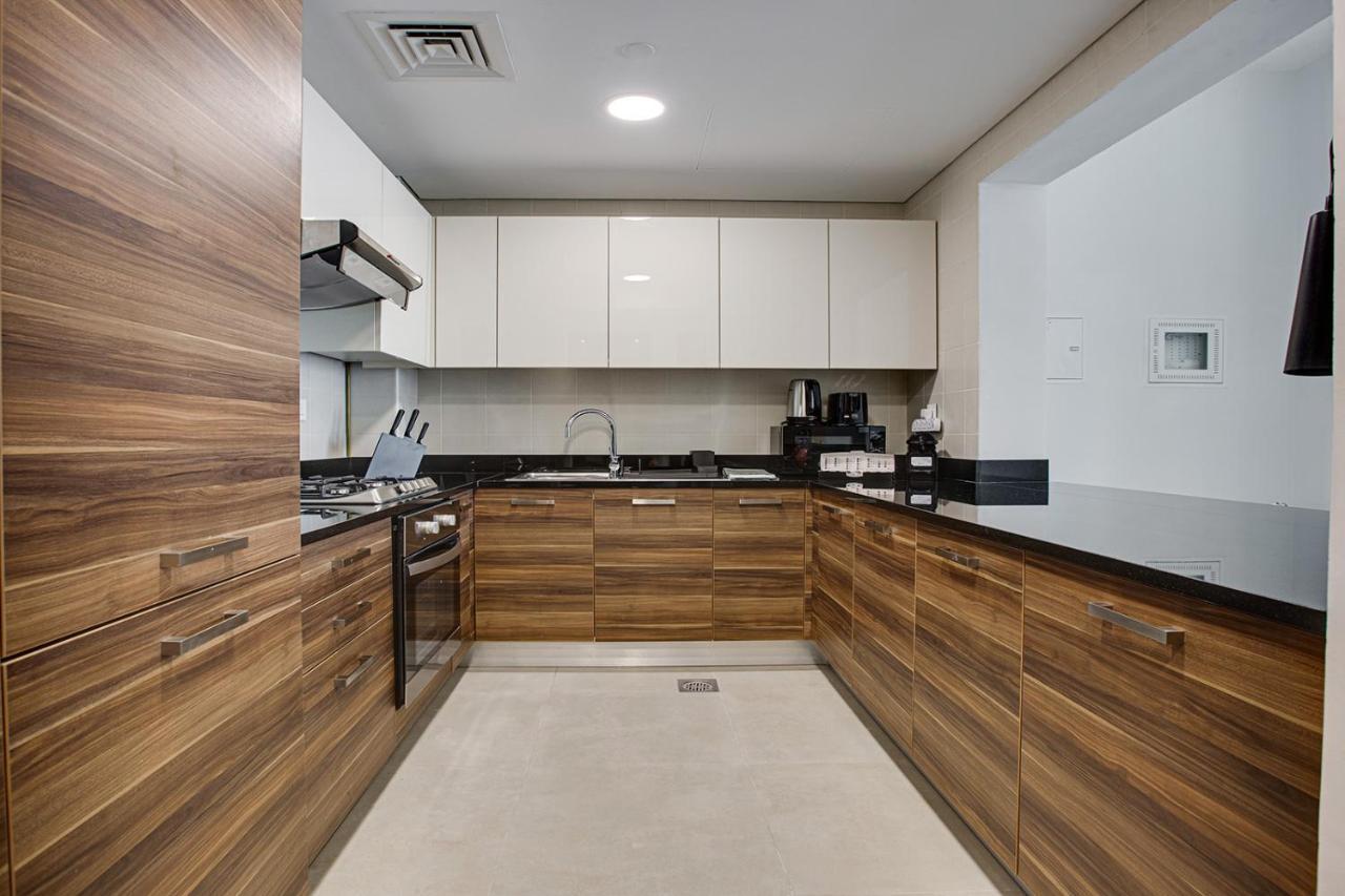1bd In Sparkle Tower By Swarovsky Big Capacity Apartamento Dubai