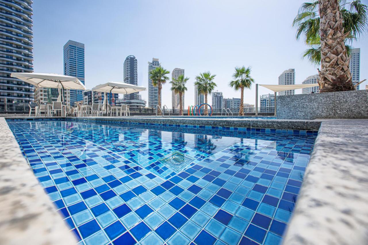 1bd In Sparkle Tower By Swarovsky Big Capacity Apartamento Dubai