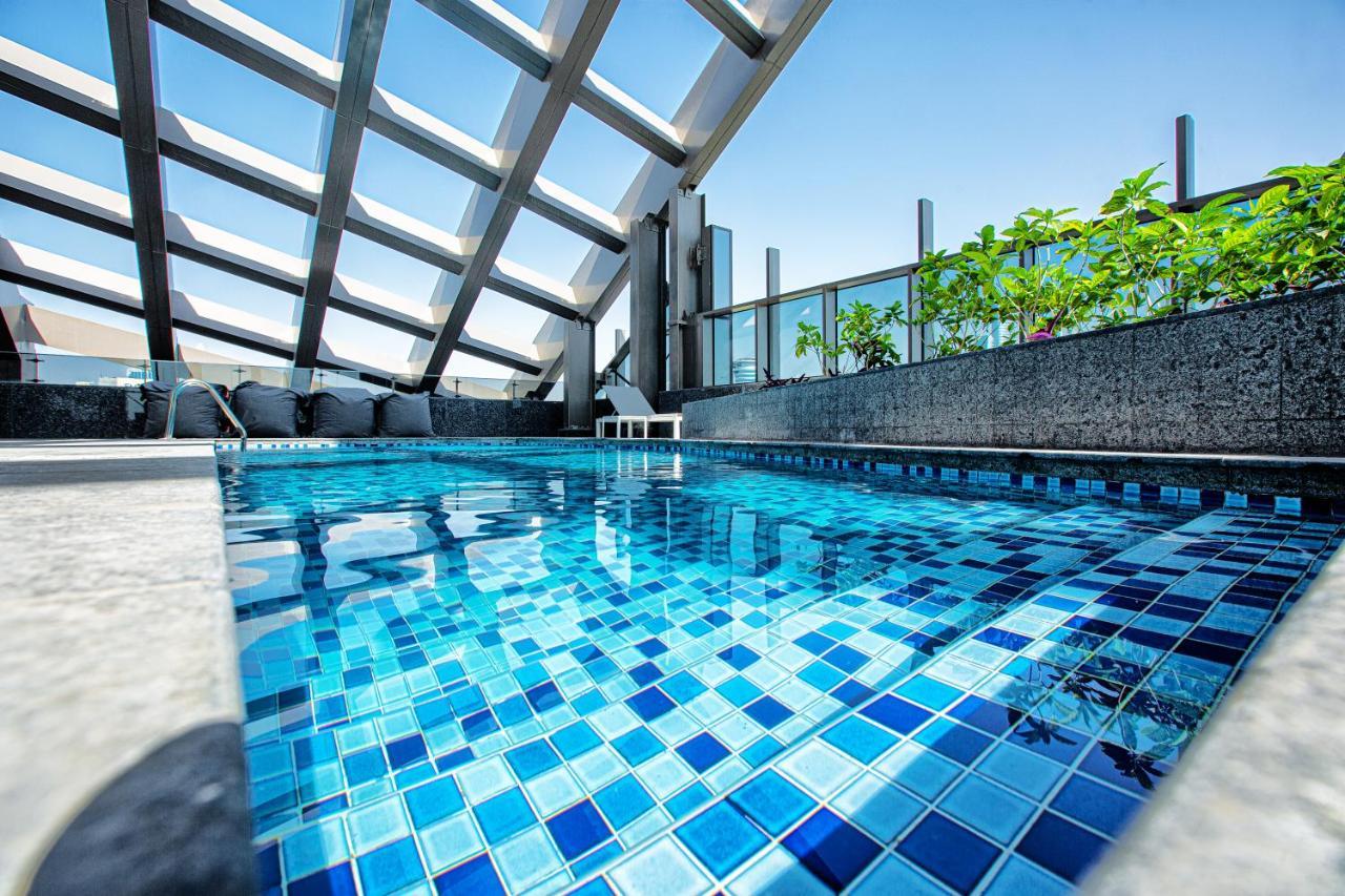 1bd In Sparkle Tower By Swarovsky Big Capacity Apartamento Dubai