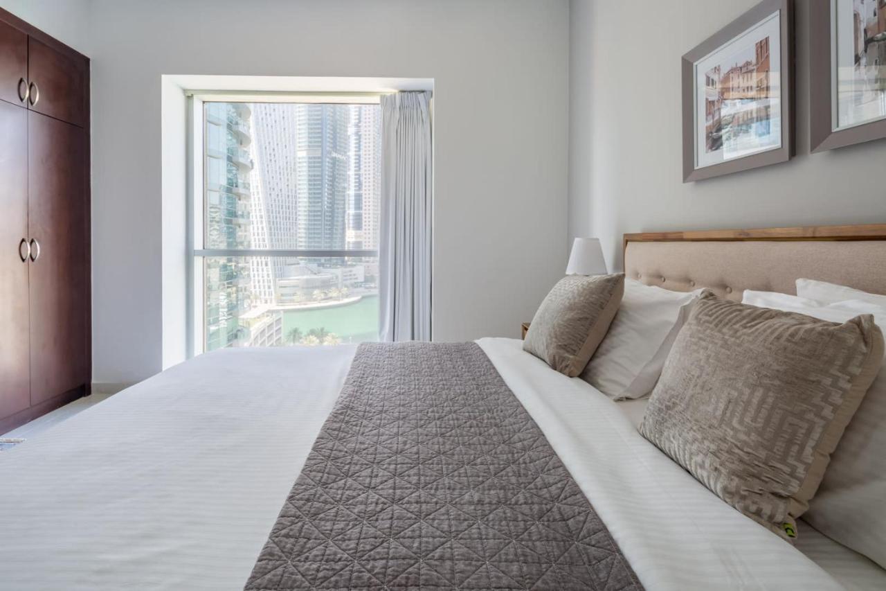 Frank Porter - Marina Tower Apartamento *