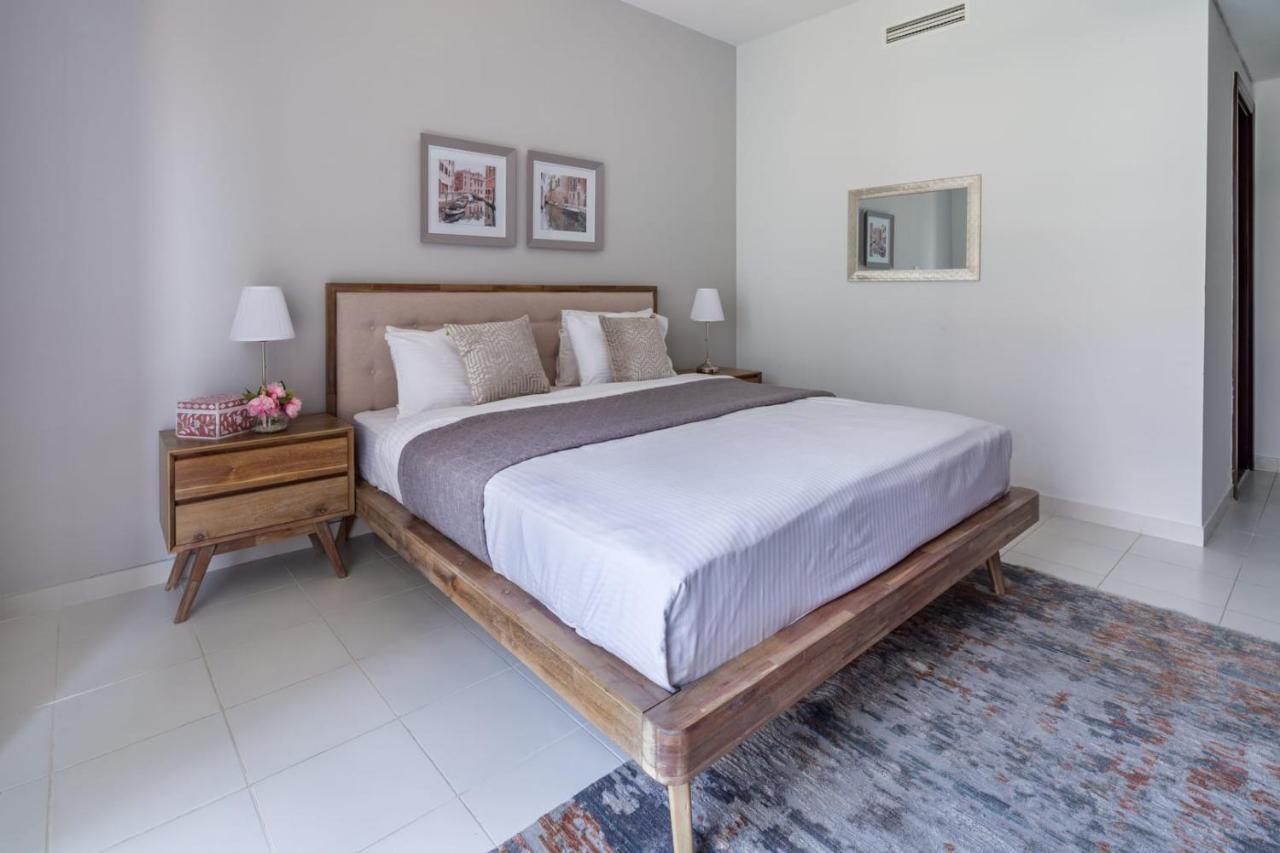 Frank Porter - Marina Tower Apartamento Dubái