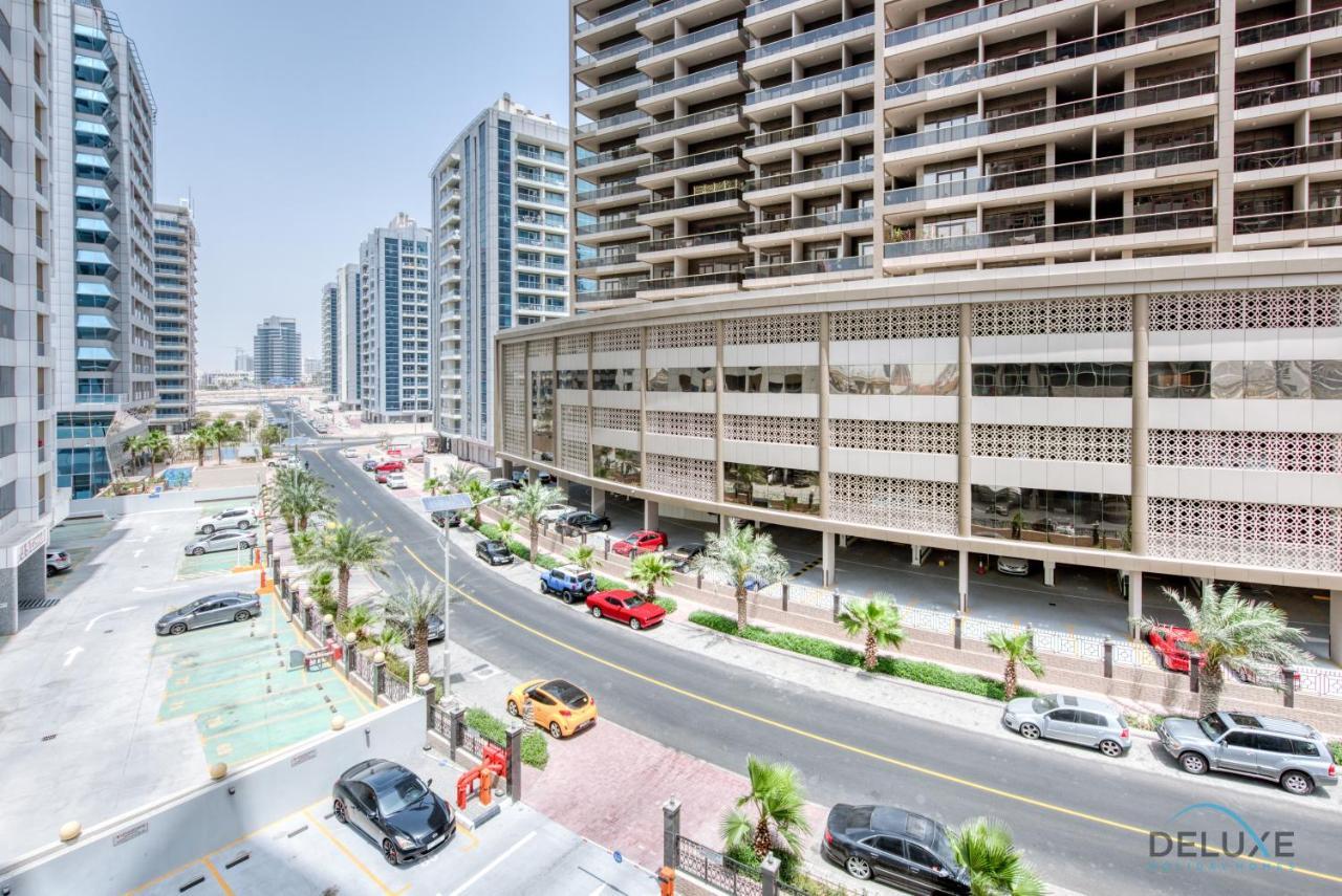 Gentle In Uniestate Sports Tower Sports By Deluxe Homes * Dubái