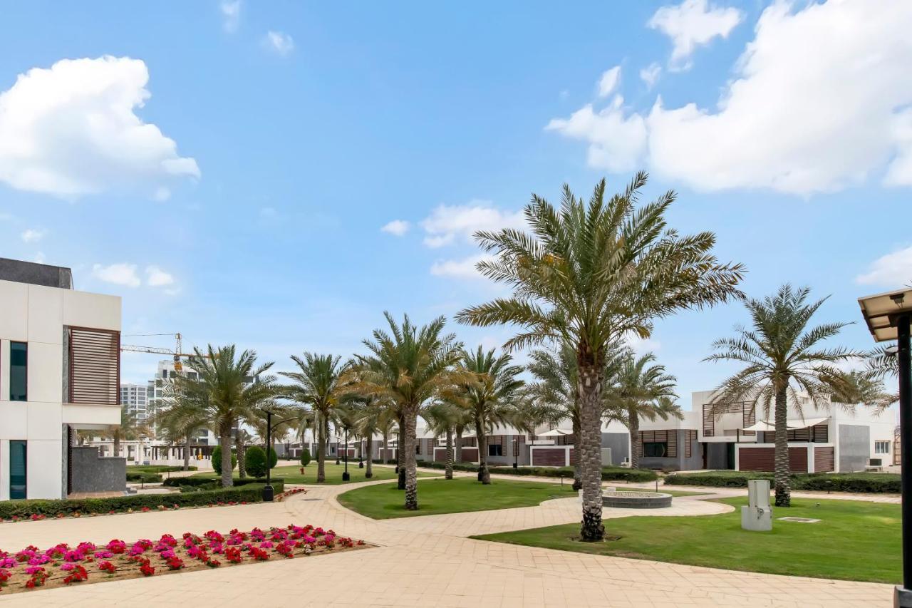 Fam Living - Sarai Beachfront Villas - Palm Jumeirah Villa *