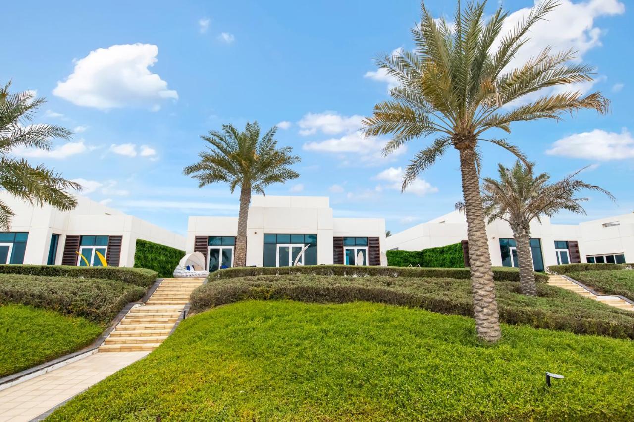 Fam Living - Sarai Beachfront Villas - Palm Jumeirah *