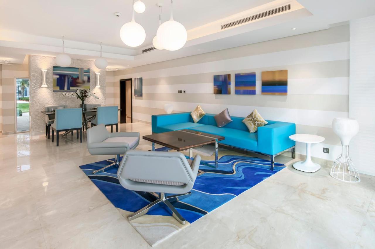 Fam Living - Sarai Beachfront Villas - Palm Jumeirah *