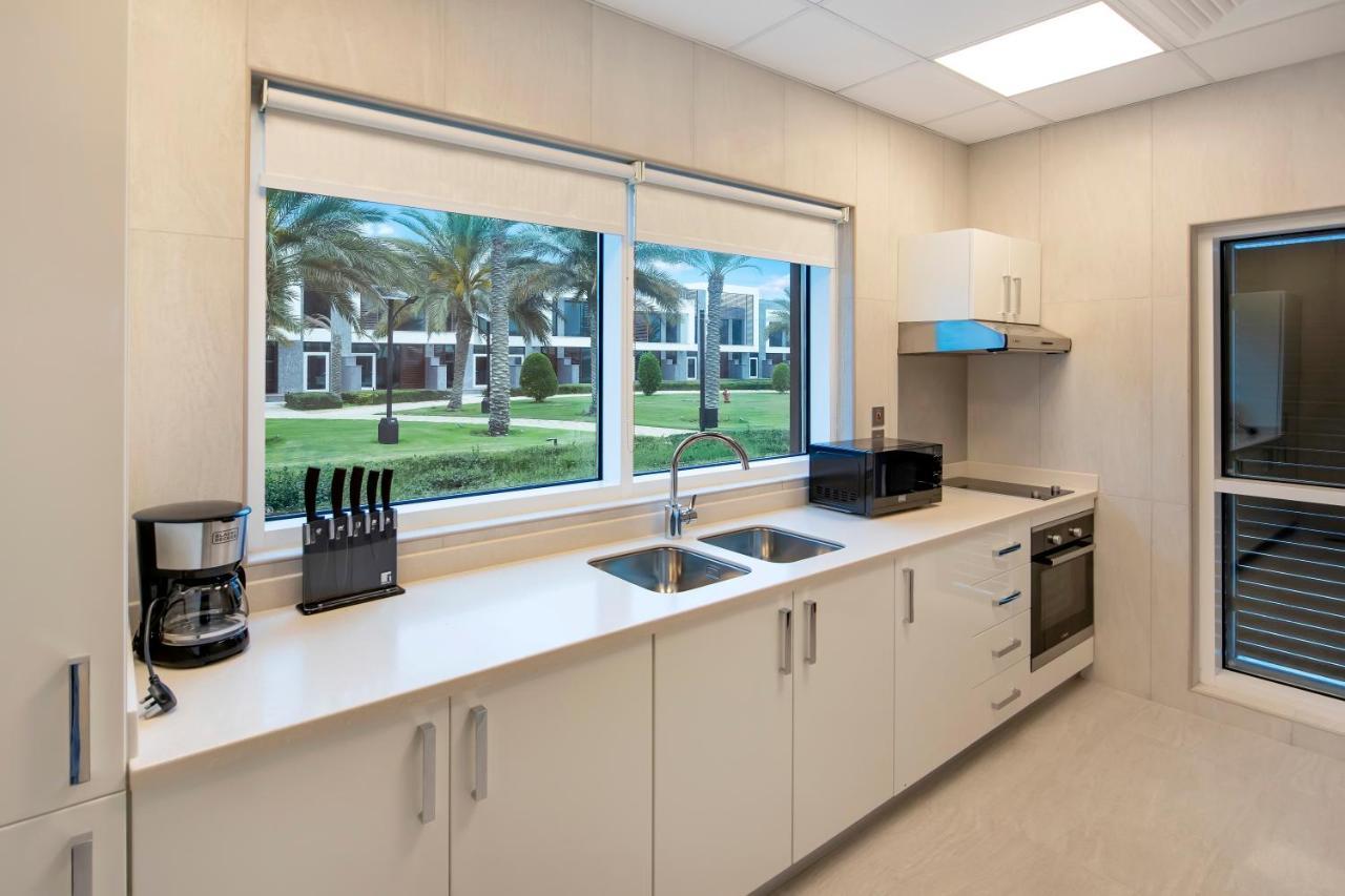 Fam Living - Sarai Beachfront Villas - Palm Jumeirah