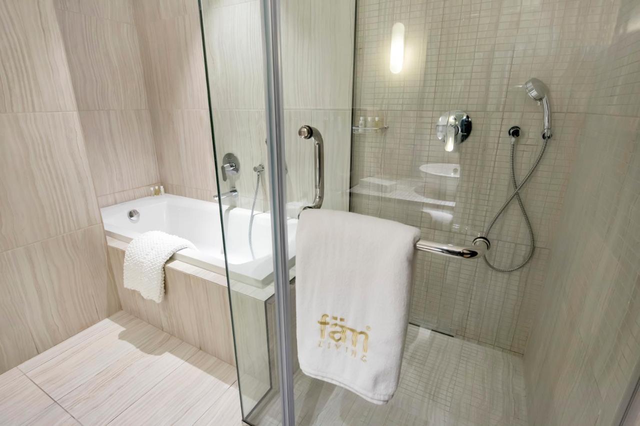 Fam Living - Sarai Beachfront Villas - Palm Jumeirah