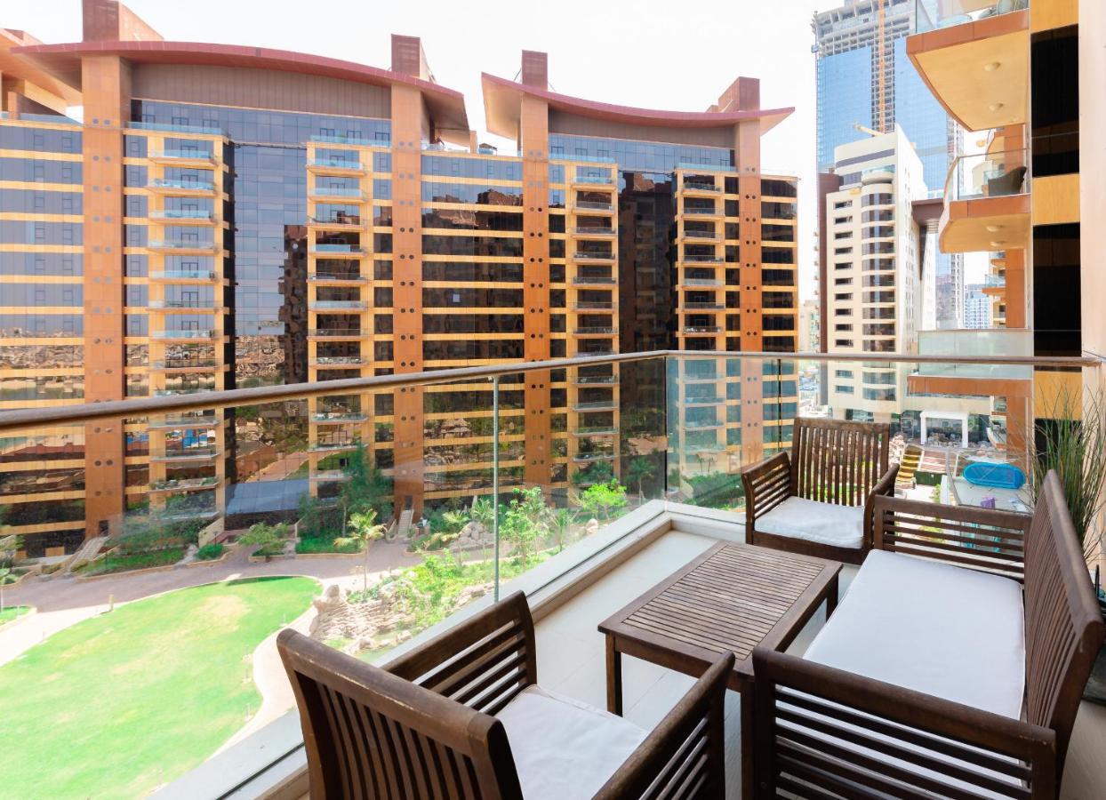 Maison Privee - Spacious Apt On Palm Jumeirah W Sea Views And Premium Facilities Access Apartamento *
