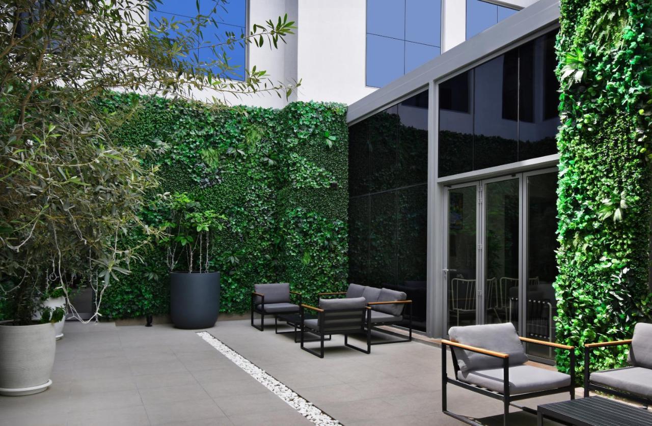 Lemon Tree Hotel, Jumeirah 4* Dubái