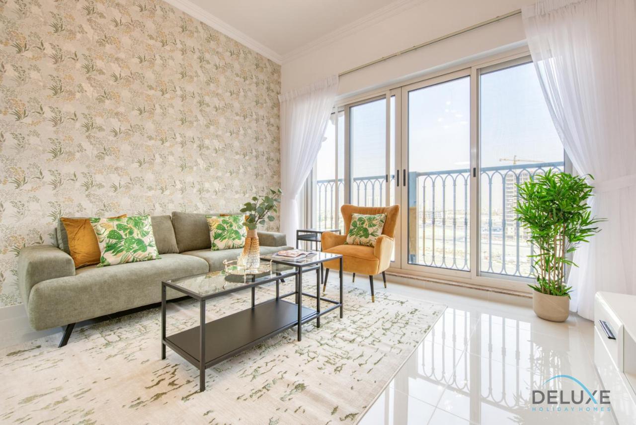 Sunny 1br At Canal Residences West Sports By Deluxe Homes