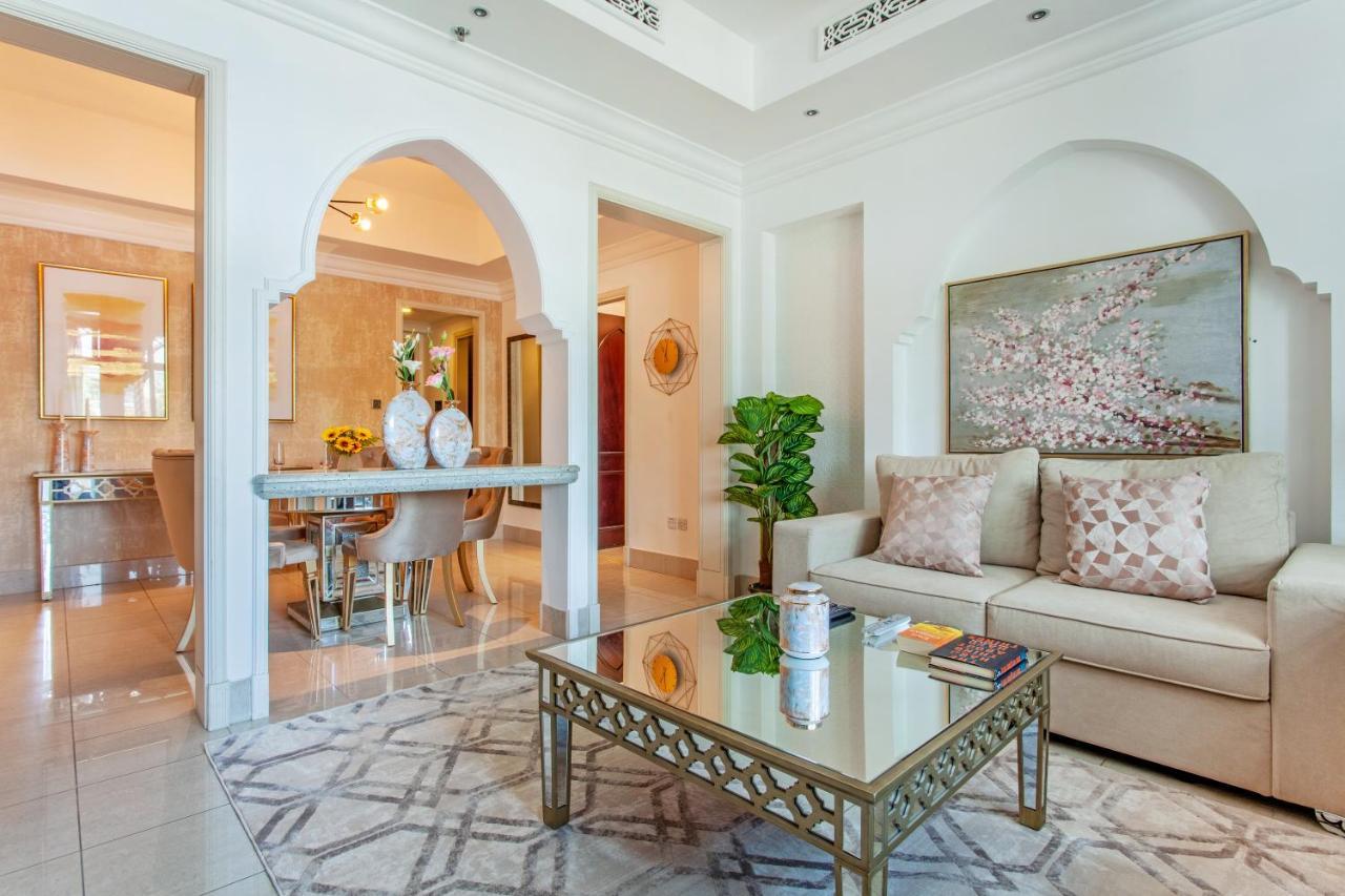 Bnbmehomes - Traditional Meets Modern In Downtown - 5041