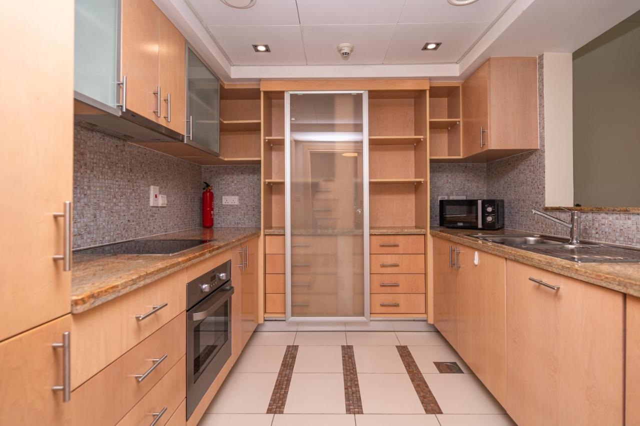 Rh- Blakely Tower, Marina, 2br Near Jbr Walk, Tram Stop *