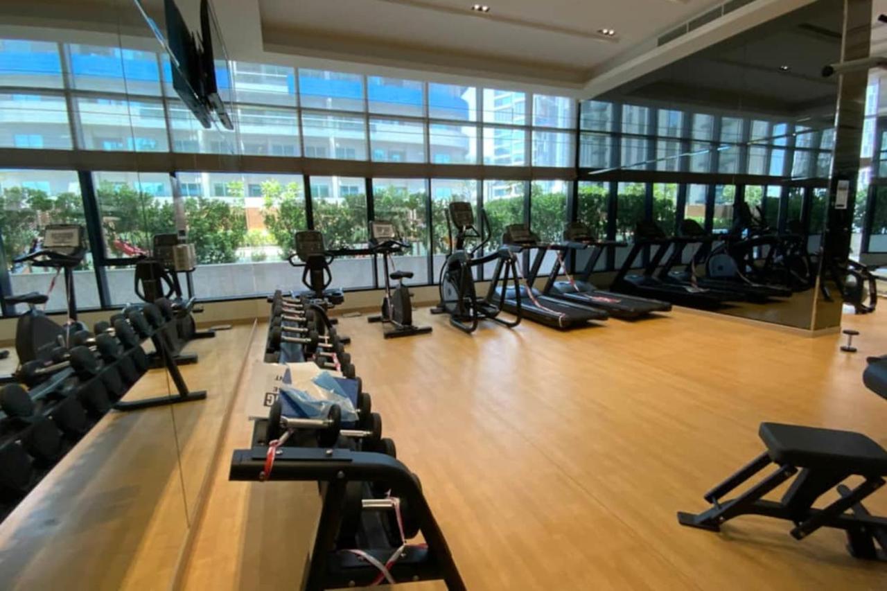 Guestready - Up In Downtown *
