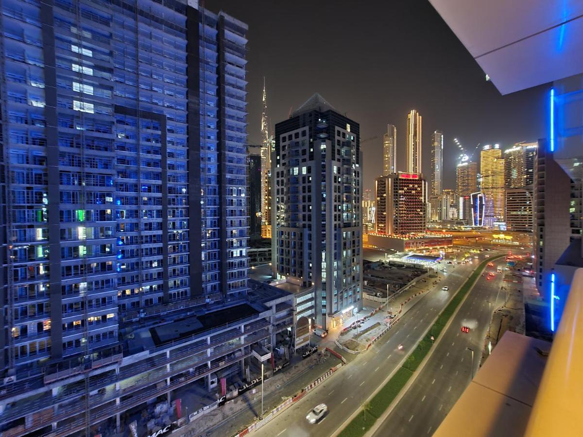 Oskena - Waterfront Downtown Appartement Dubai