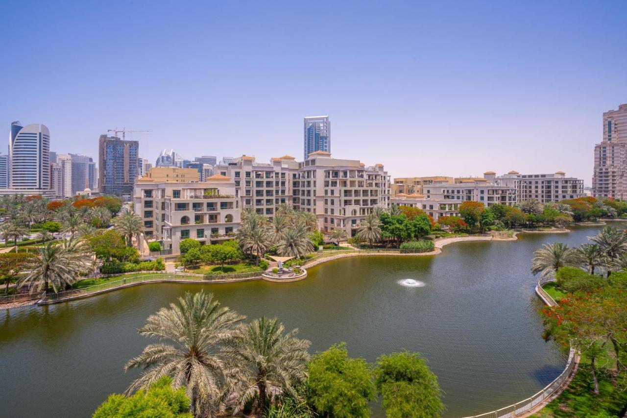 Rh - Beautiful Canal View, Sleek & Spacious Studio, Location Lägenhet Dubai