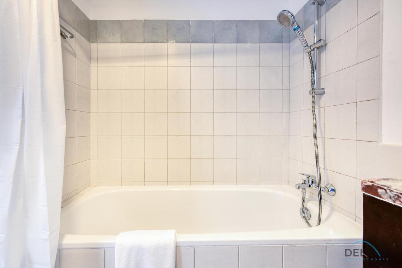 Appartement Lavish 1br At Marina Towers Marina By Deluxe Homes Dubaï