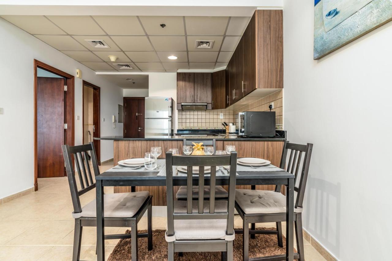 Lux Bnb Elite Harbor Views * Dubái