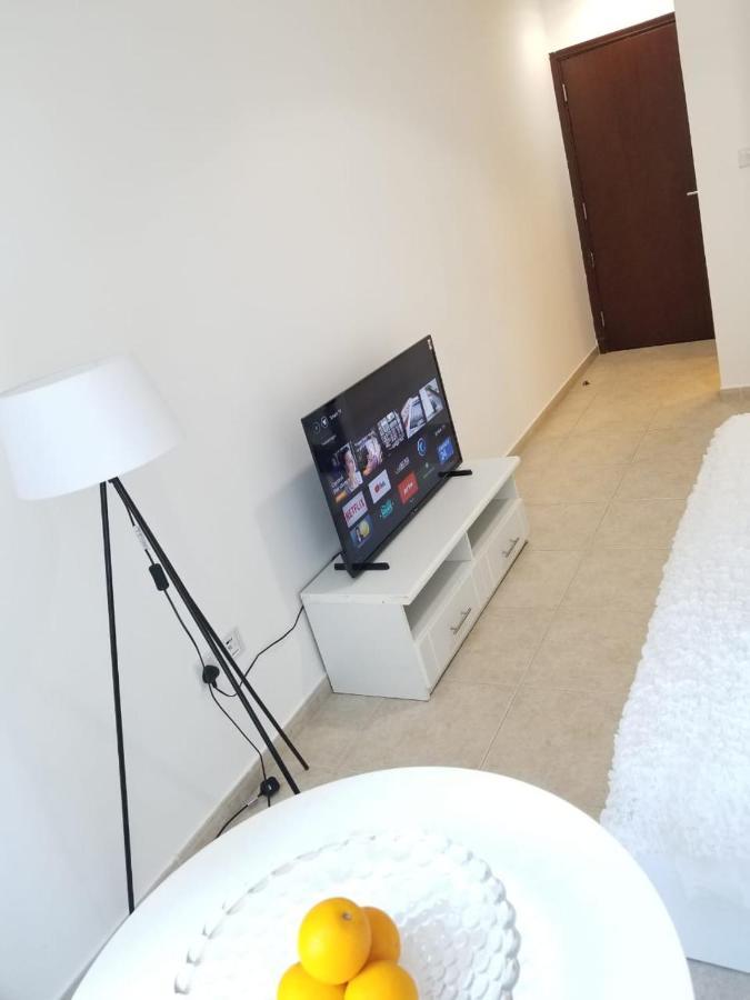 Luxury Kings Palace Private With Shared Kitchen Next To Barasti Beach Gazde/Camere de închiriat *