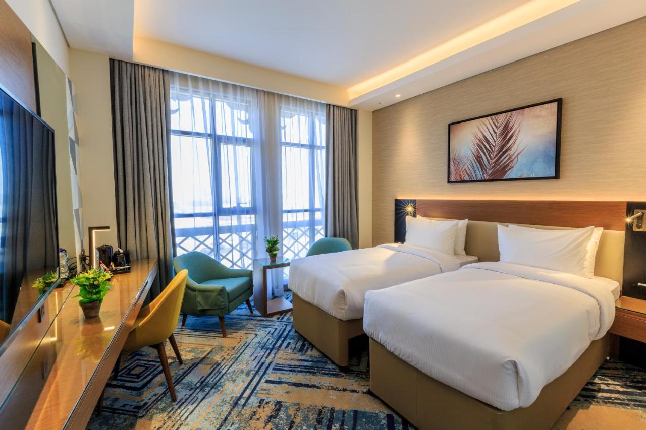 S19 Hotel-al Jaddaf Metro Station Hotel
