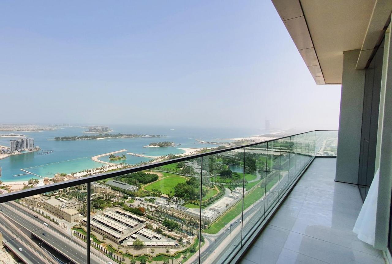 Apartment Palm Views Dubai