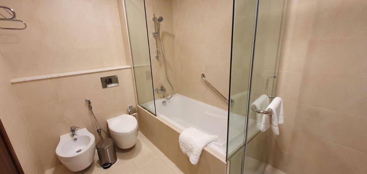 Palm Views Apartemen
