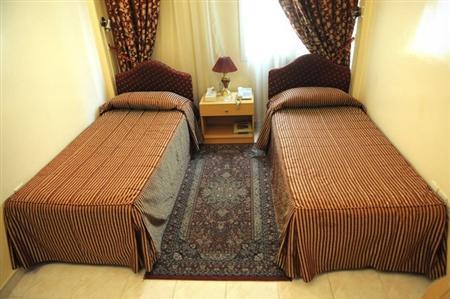Zain International 3*