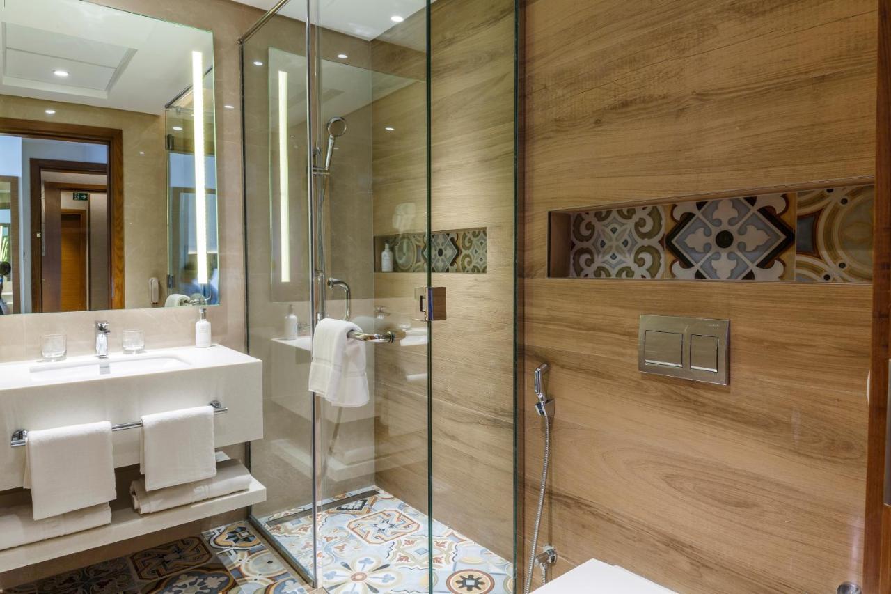 S19 Hotel-al Jaddaf Metro Station Dubái