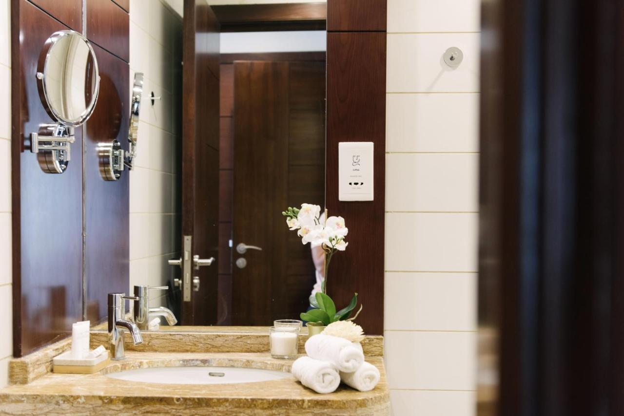 Boutique Living - Burj Views Downtown Appartement