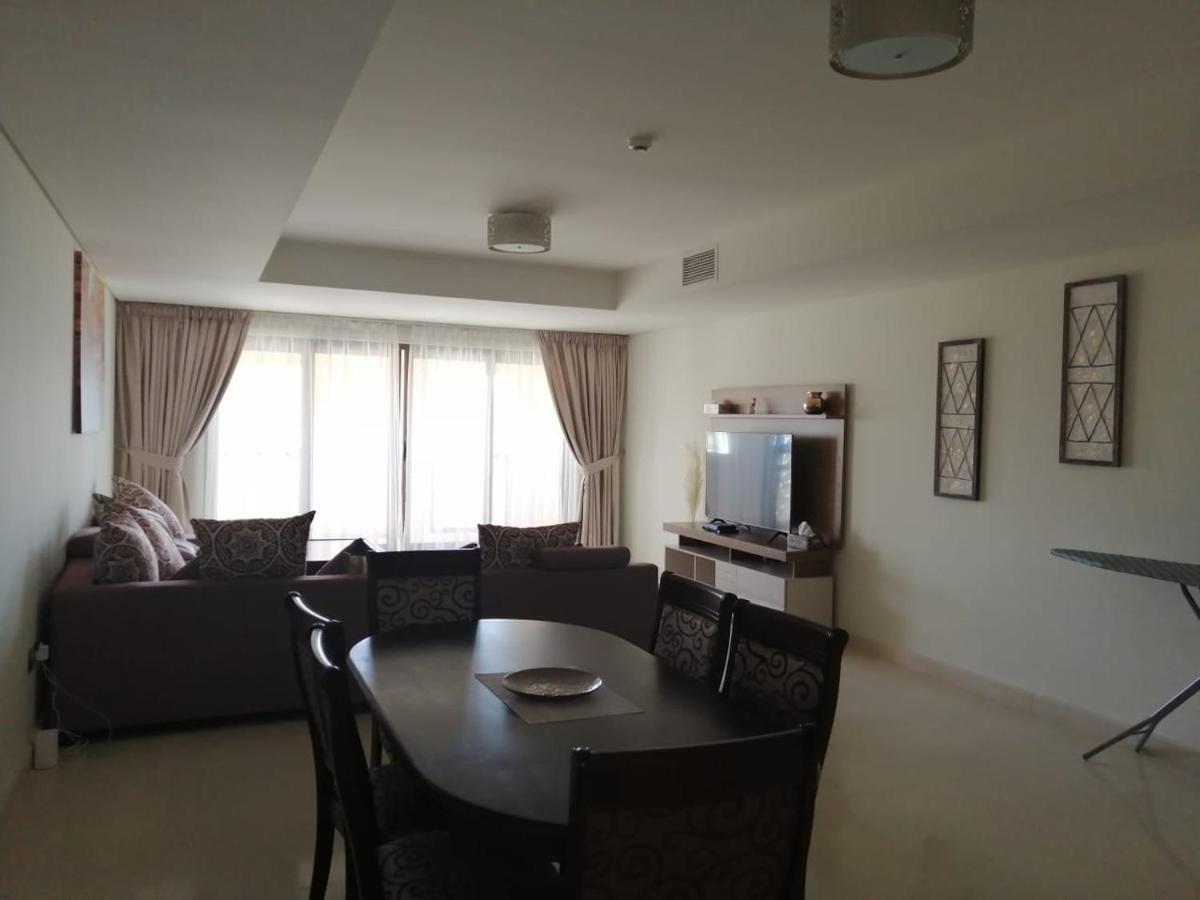 2 Bedroom In Palm Jumeirah Crescent Balqis Direct Beach Access Dubái