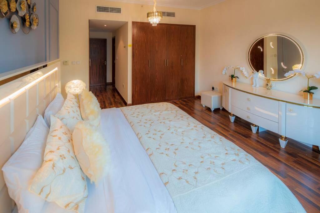 First Class 2br With Full Burj Khalifa And Fountain View *