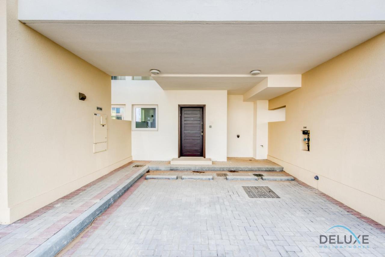 Apartamento Delightful 3br Townhouse At Damac Hills 2 Dubailand By Deluxe Homes