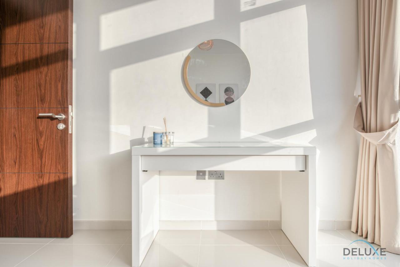 Apartamento Delightful 3br Townhouse At Damac Hills 2 Dubailand By Deluxe Homes Dubai