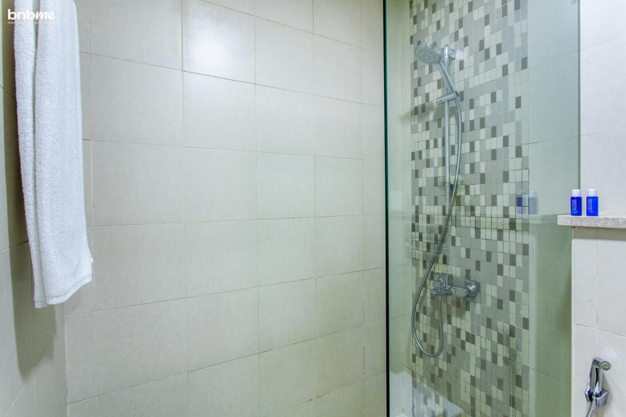 Studio - Discovery Gardens Apartment