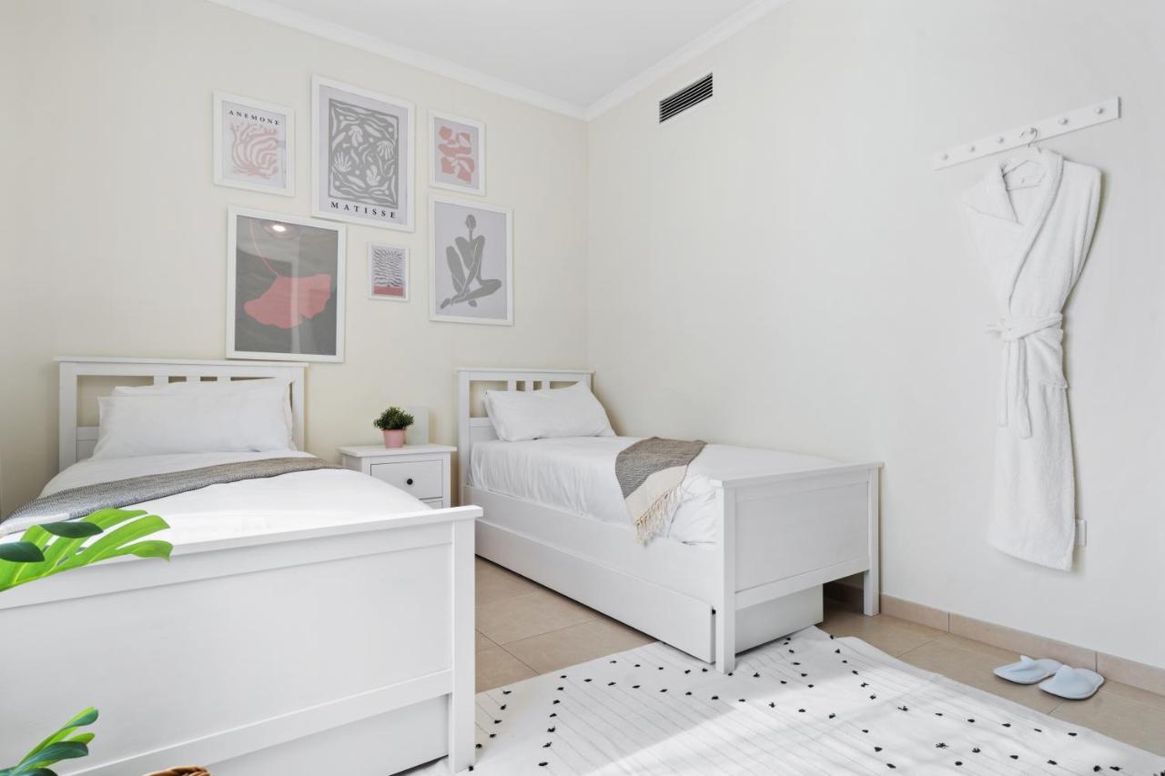 Apartamento Stylish With Partial Burj Khalifa View Dubai