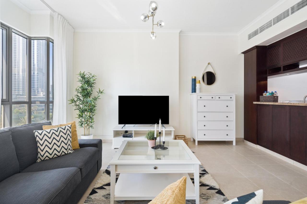 Apartamento Stylish With Partial Burj Khalifa View Dubai