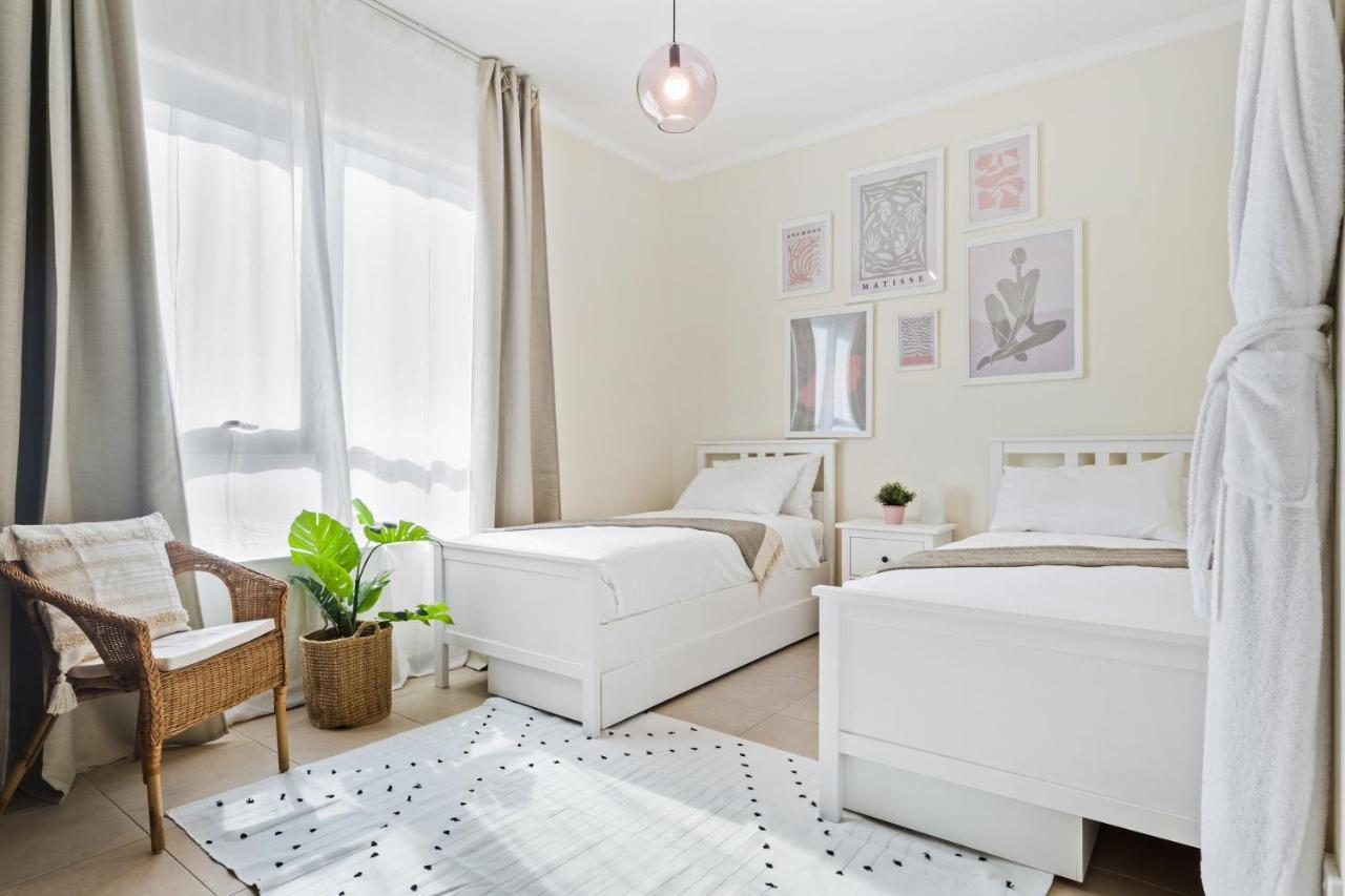 Apartamento Stylish With Partial Burj Khalifa View Dubai