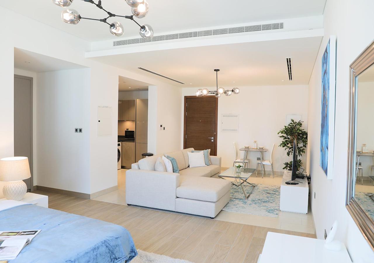 Nasma Luxury Stays- Sobha Hartland Greens Apartamento Dubái