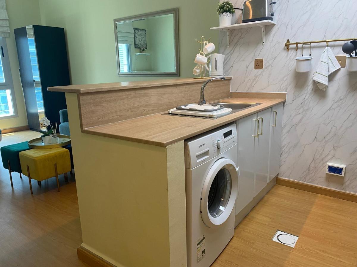 Luxury Studio In Marina -home Away From Home! Dubái