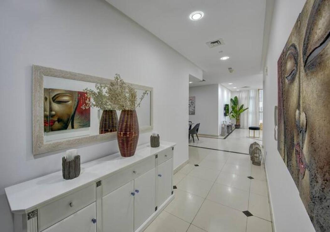 Bnbmehomes - Designer 3b - Sea Views - Marina
