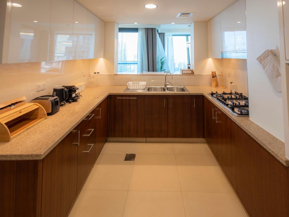 First Class 3br With Full Burj Khalifa And Fountain View Lägenhet Dubai