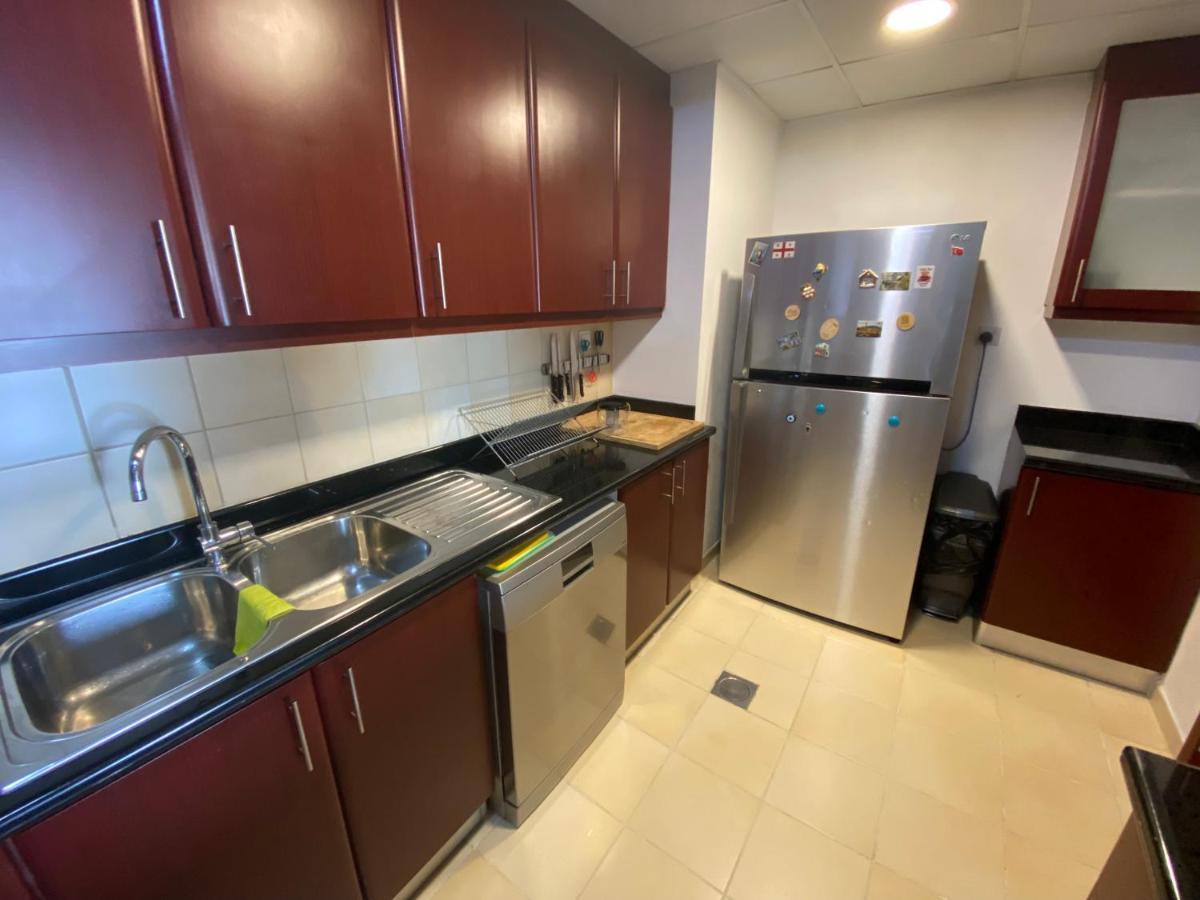 Jbr, 2-bedroom, Next To Beach, Full Marina View Appartement