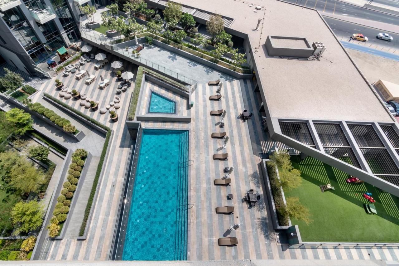 Eden's - Millennium Atria Residences