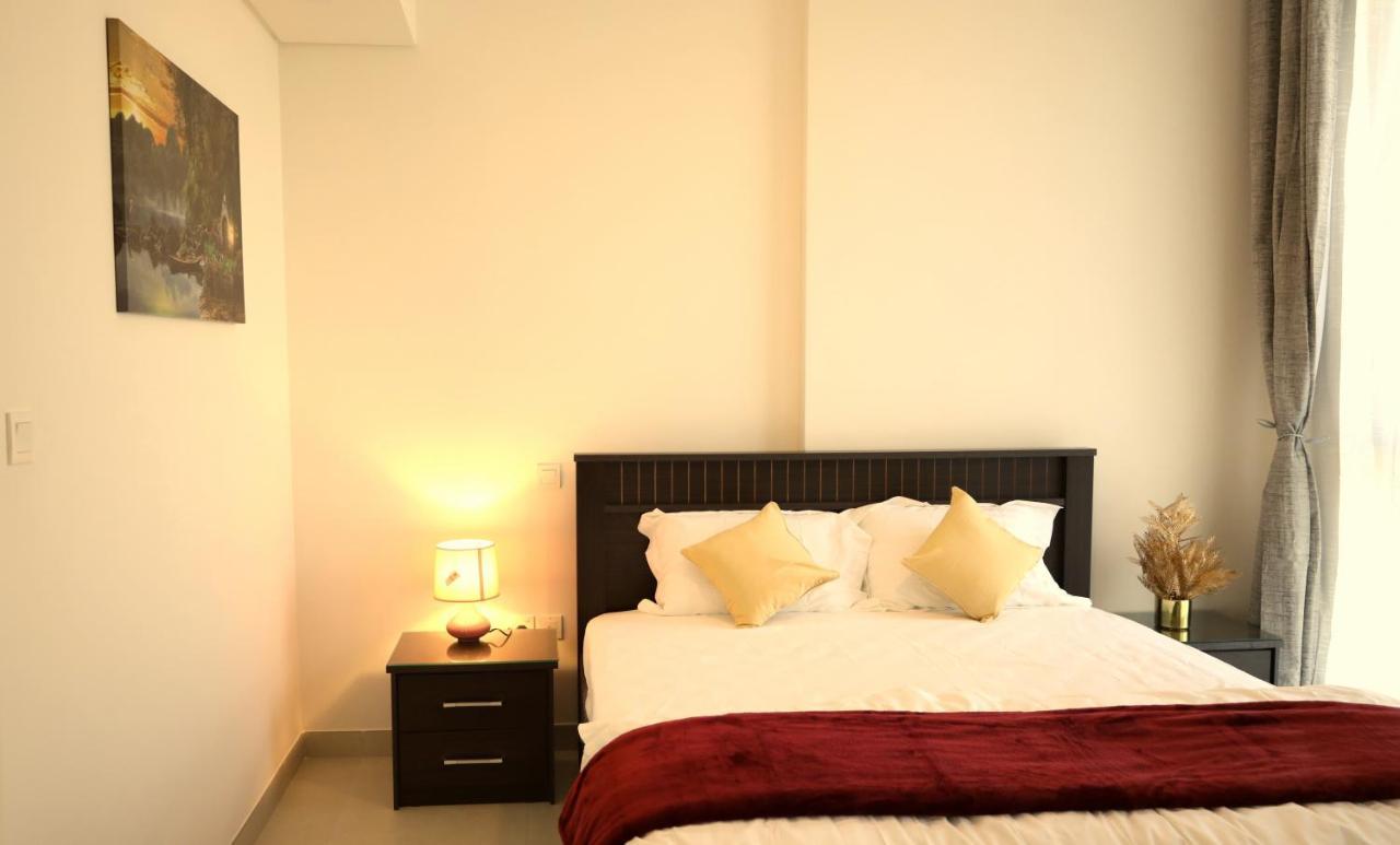 Appartement Misty Rosa Homes - Near Expo 2020 - 9 Min Dubai