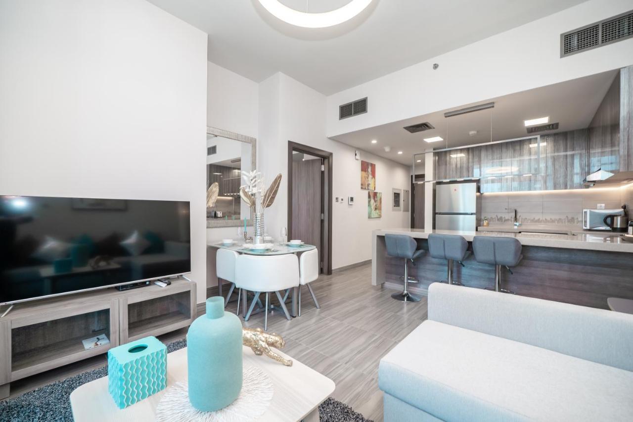Luton - Modern & View 1br , Mbl Residence, Jumeirah Towers Appartement Dubaï