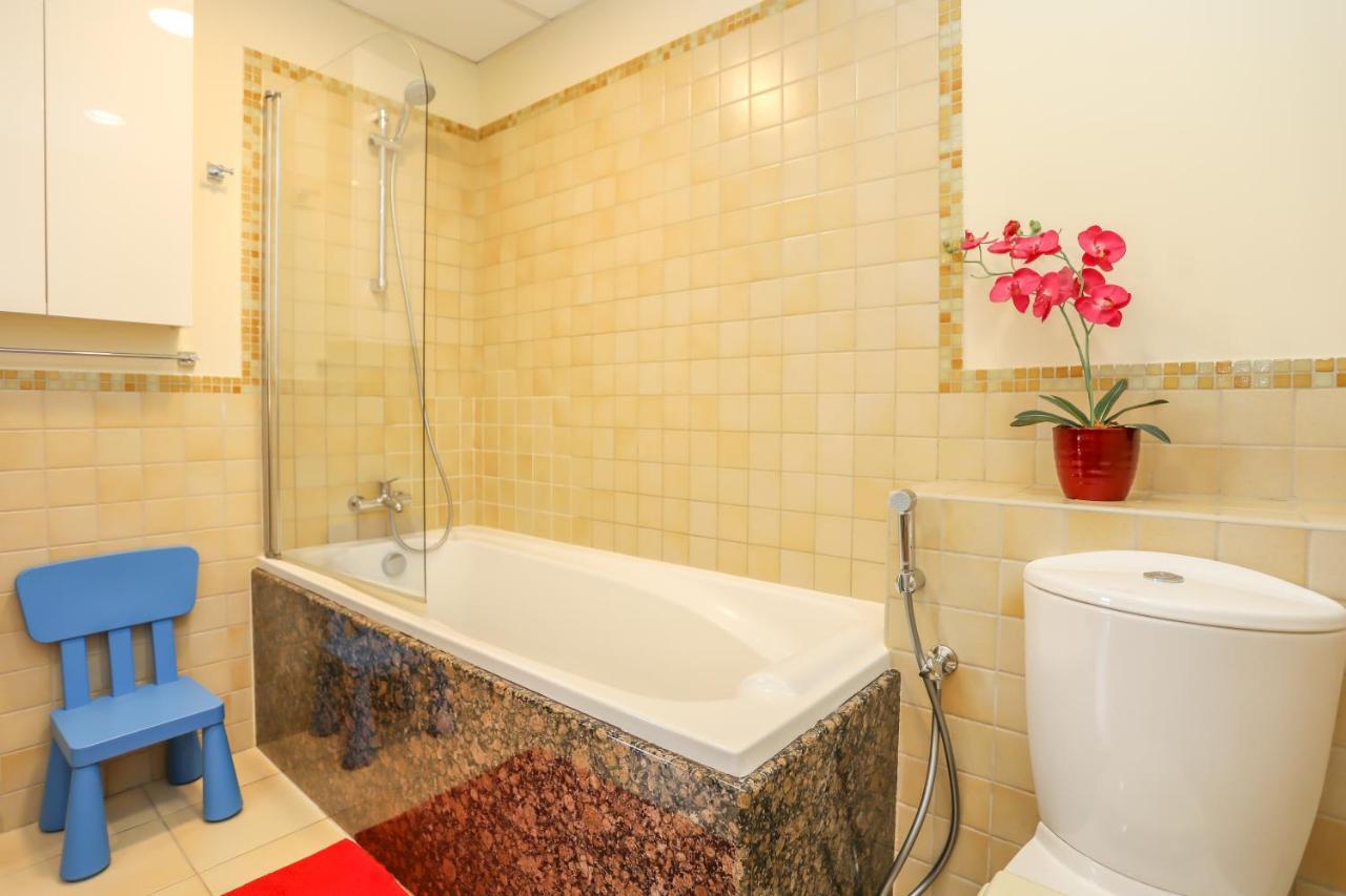 Appartement Jbr, 2-bedroom, Next To Beach, Full Marina View