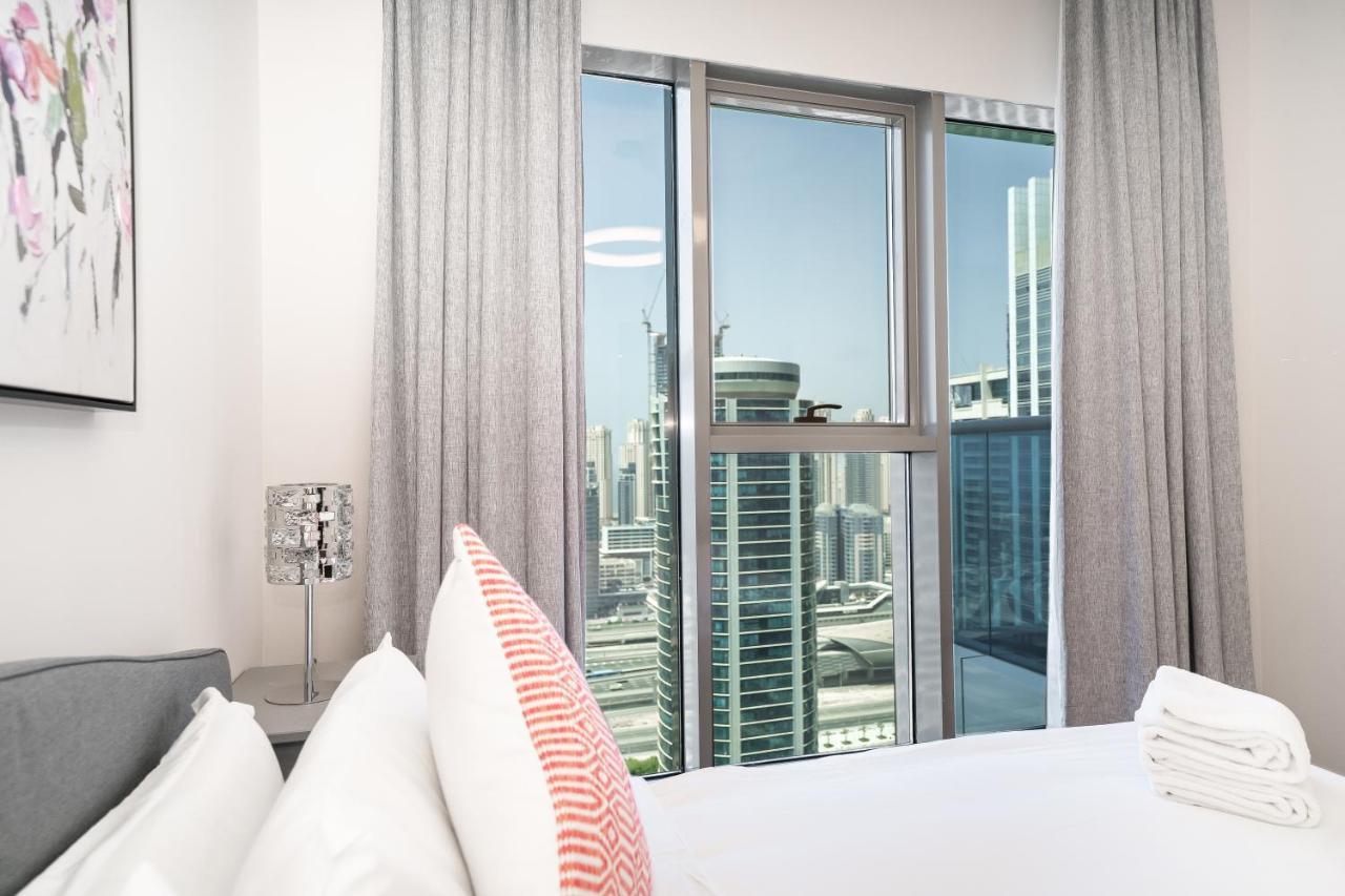 Luton - Modern & View 1br , Mbl Residence, Jumeirah Towers Appartement *