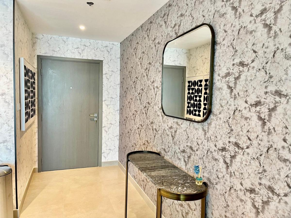 Ultimate Luxury At Creek Horizon Waterfront Appartement