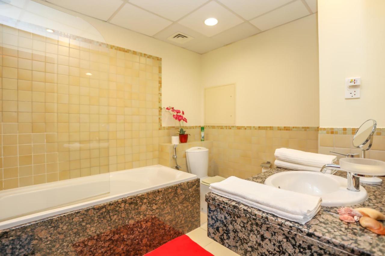 Jbr, 2-bedroom, Next To Beach, Full Marina View Appartement *