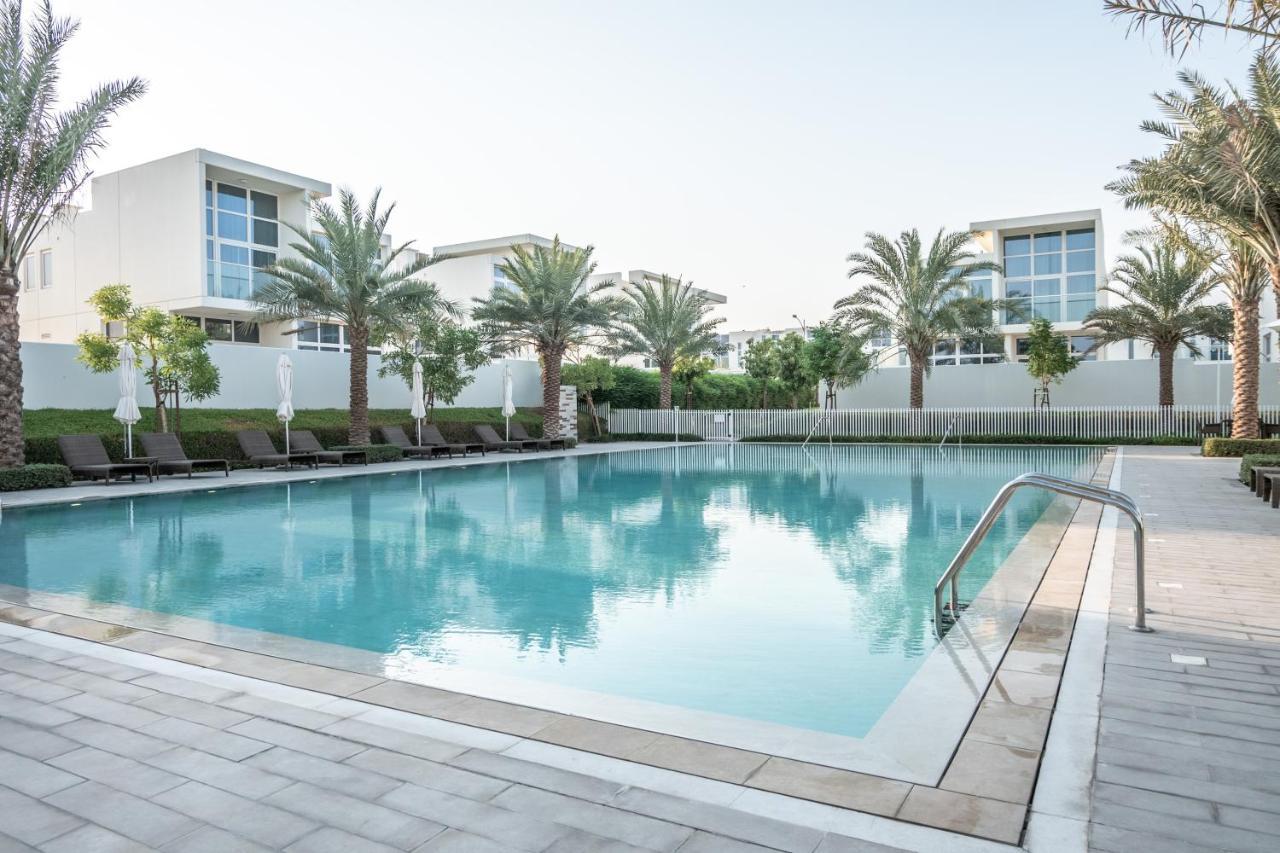 Hot Price 3br With Private Patio At Damac Hills 2 Dubaï