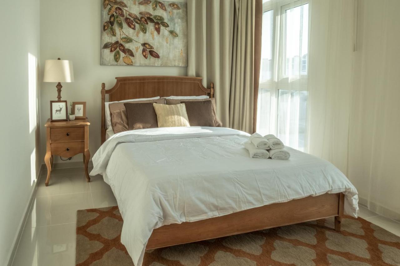 Hot Price 3br With Private Patio At Damac Hills 2 Villa *